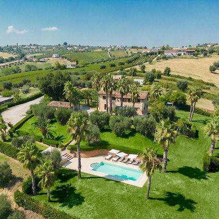 Villa Iulia - Vibra Controguerra Екстер'єр фото