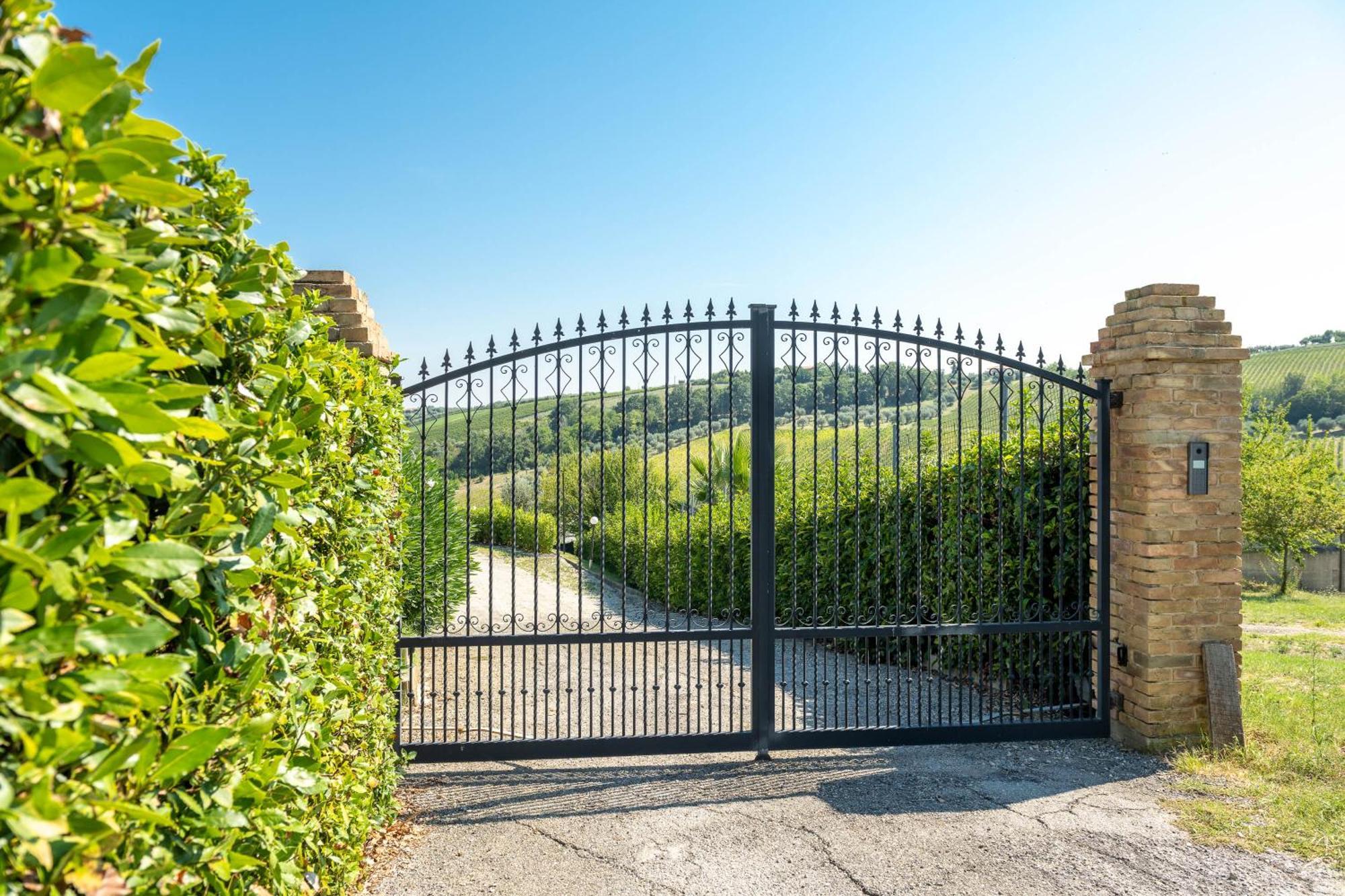 Villa Iulia - Vibra Controguerra Екстер'єр фото