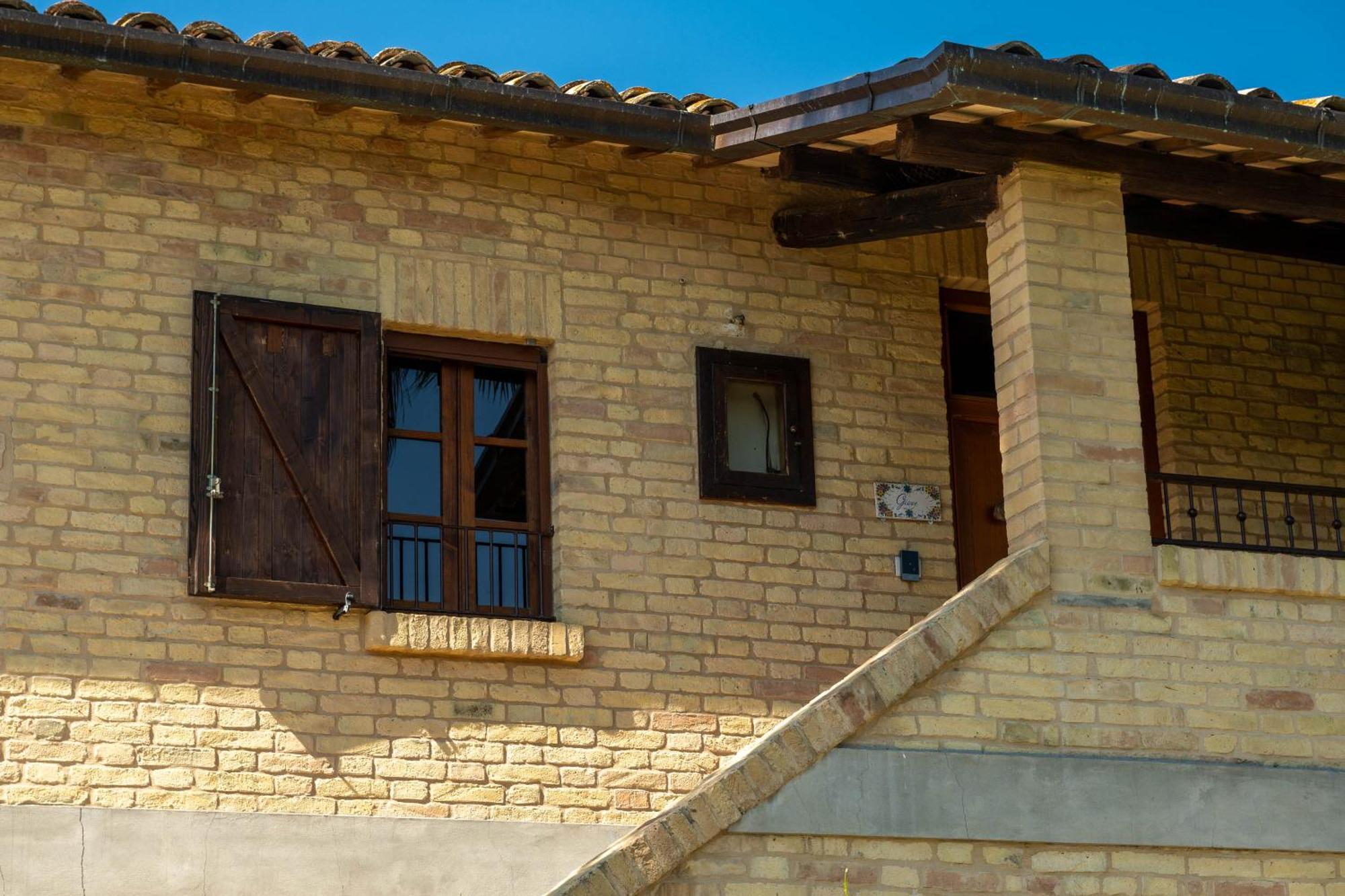 Villa Iulia - Vibra Controguerra Екстер'єр фото