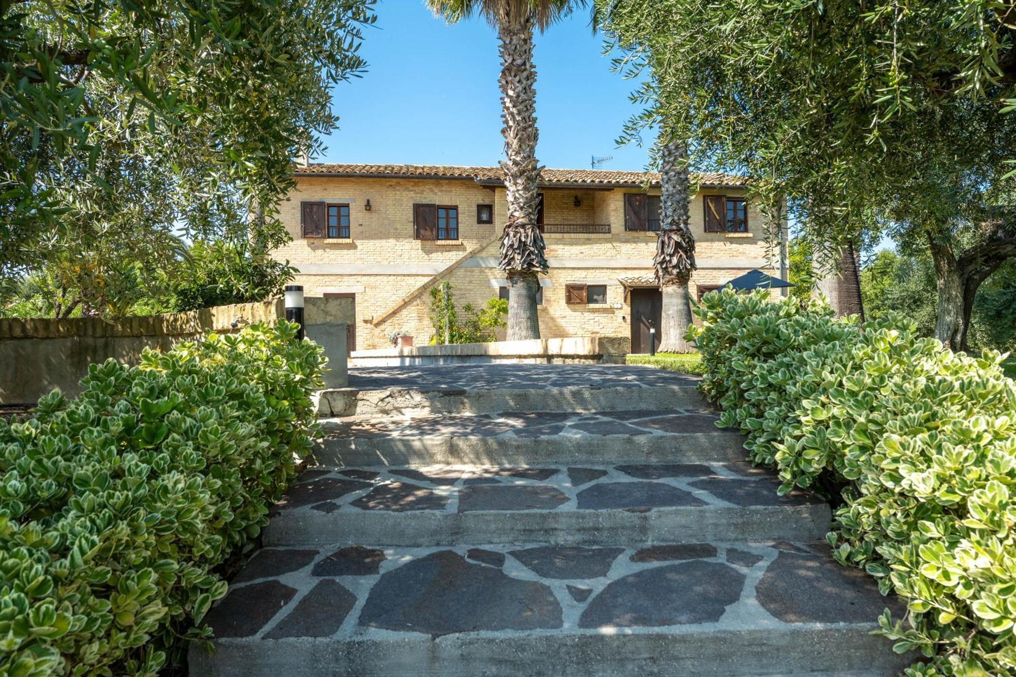 Villa Iulia - Vibra Controguerra Екстер'єр фото