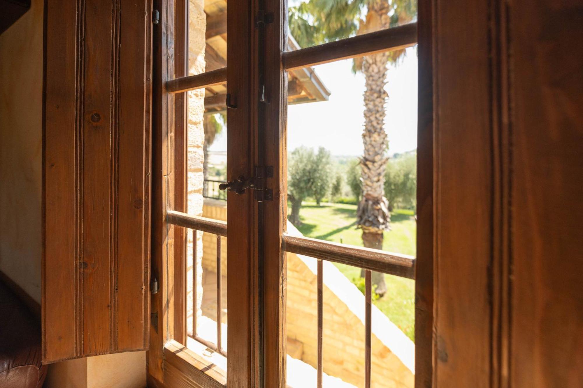 Villa Iulia - Vibra Controguerra Екстер'єр фото